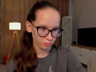 Freechat lynettebails on CamSoda