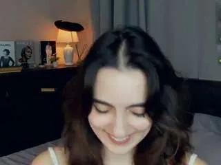 lynnadollins on CamSoda 