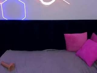 Offline margaretroy on CamSoda