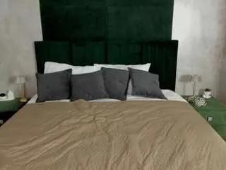Offline mavis-willis on CamSoda