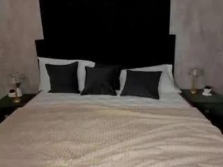 Offline mavis-willis on CamSoda