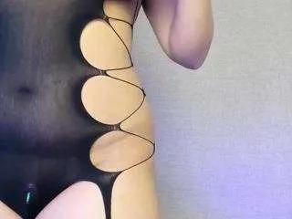 maya-house on CamSoda 