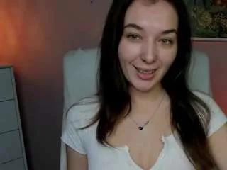 Offline meganxkiss on CamSoda