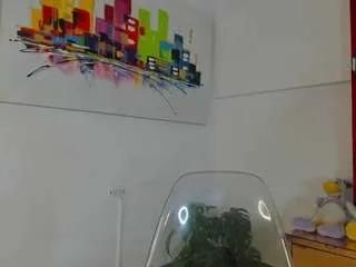 mimisweeht on CamSoda 