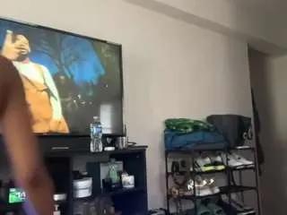 misskellyy on CamSoda 