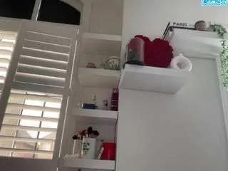 misskellyy on CamSoda 