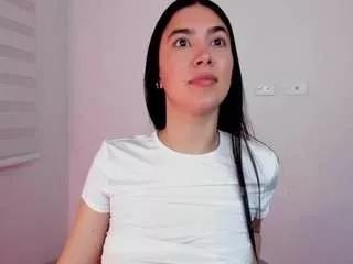 misslucia on CamSoda 
