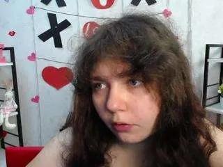 neonilalisova on CamSoda 