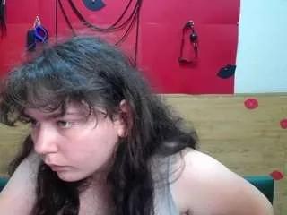 neonilalisova on CamSoda 