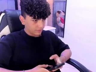 Offline niick-twink on CamSoda