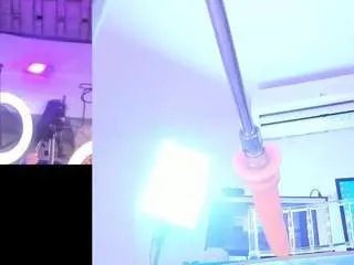 ninacapelli on CamSoda 