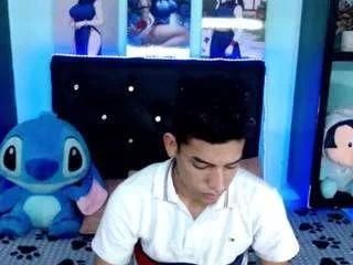 Offline oliverttwink1 on CamSoda