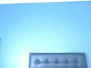 Offline pervert-tiny-girl on CamSoda