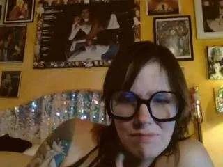 Offline pinkmoonboots on CamSoda