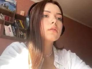 pup-marlow on CamSoda 