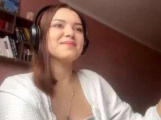 pup-marlow on CamSoda 