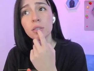 purple-slut on CamSoda 