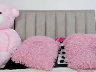 queen-antonella-oficial on CamSoda 