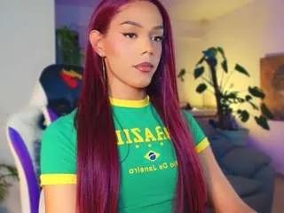 queen-violett1 on CamSoda 