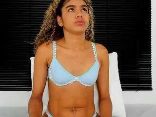 rennata-s on CamSoda 