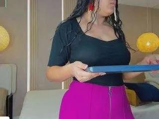 sabrina-shark on CamSoda