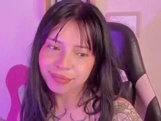 saharayumm on CamSoda 