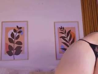 Offline saorifox on CamSoda