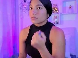 Offline saray-reyes on CamSoda