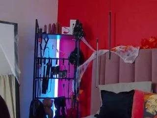 Offline sellashinee on CamSoda
