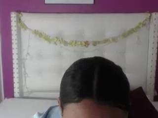 Offline sexy-tiny-sarah on CamSoda