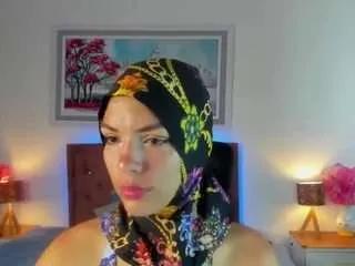 Offline sofiaarivera on CamSoda