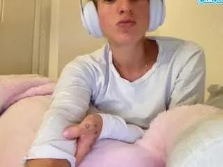 stassiethatsororitygirl on CamSoda 