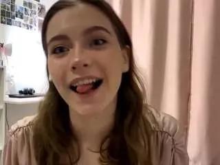 Freechat stellafloressubstantiation on CamSoda