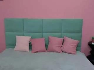 Offline tessaadorable on CamSoda