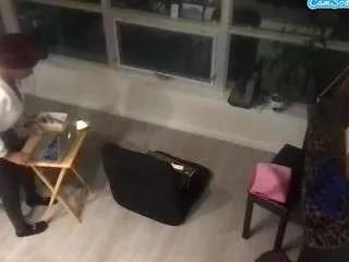 Offline tia-fox on CamSoda