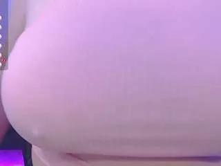 tiabella on CamSoda