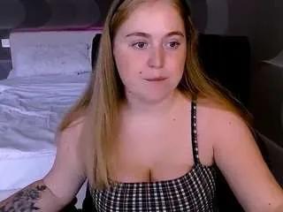 Offline tori-s on CamSoda