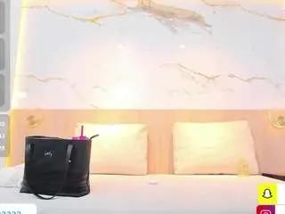 Offline valirya-devote on CamSoda