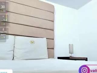 Offline valirya-devote on CamSoda