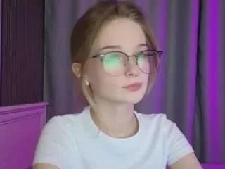 Offline vialeta-baby on CamSoda