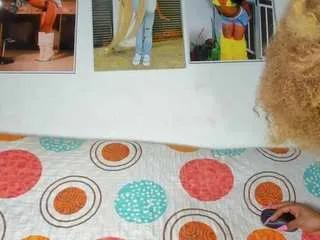 Offline vicky-hot on CamSoda