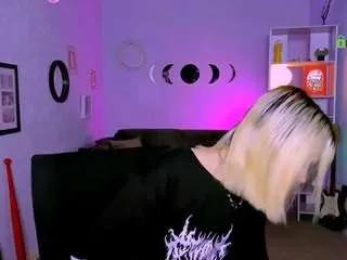 Offline victoria-pretty on CamSoda