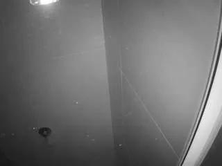voyeurcam-casa-salsa-bathroom-11 on CamSoda