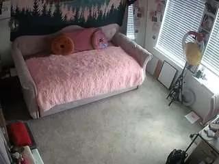 Freechat voyeurcam-hazelgrace-02 on CamSoda