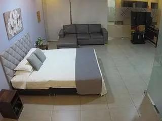 Offline voyeurcam-jb-bondage on CamSoda