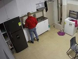 Freechat voyeurcam-jb-kitchen-1 on CamSoda