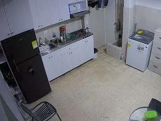 Freechat voyeurcam-jb-kitchen-1 on CamSoda