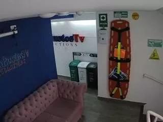 Offline voyeurcam-jb-lobby on CamSoda