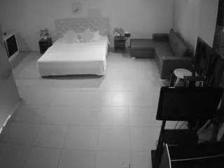 Offline voyeurcam-jb-photo-studio on CamSoda