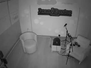 Offline voyeurcam-jb-podcast on CamSoda